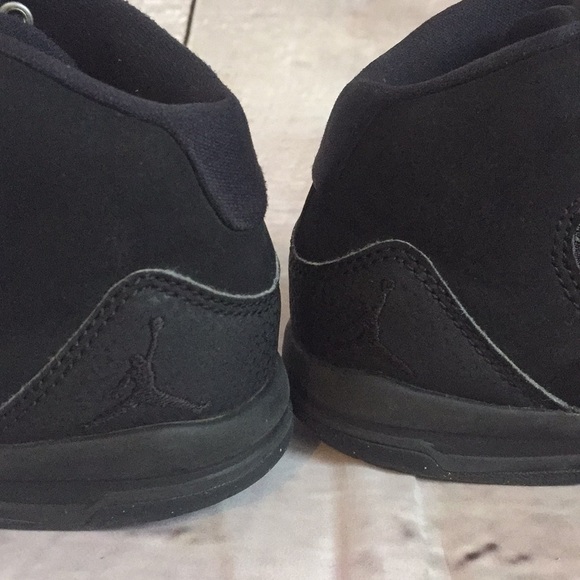 Jordan kids size 12 - Picture 2 of 16